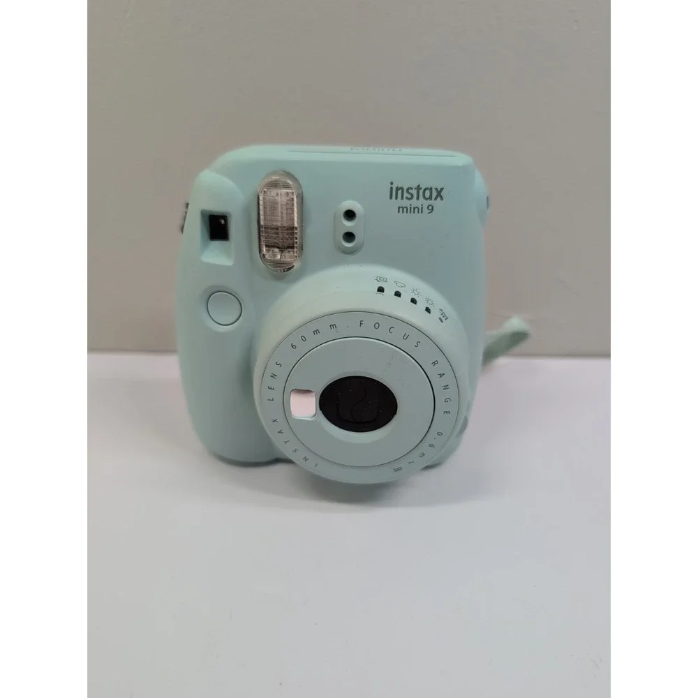 Fujifilm Instax Mini 9 - ICE Blue Instant Film Camera Tested